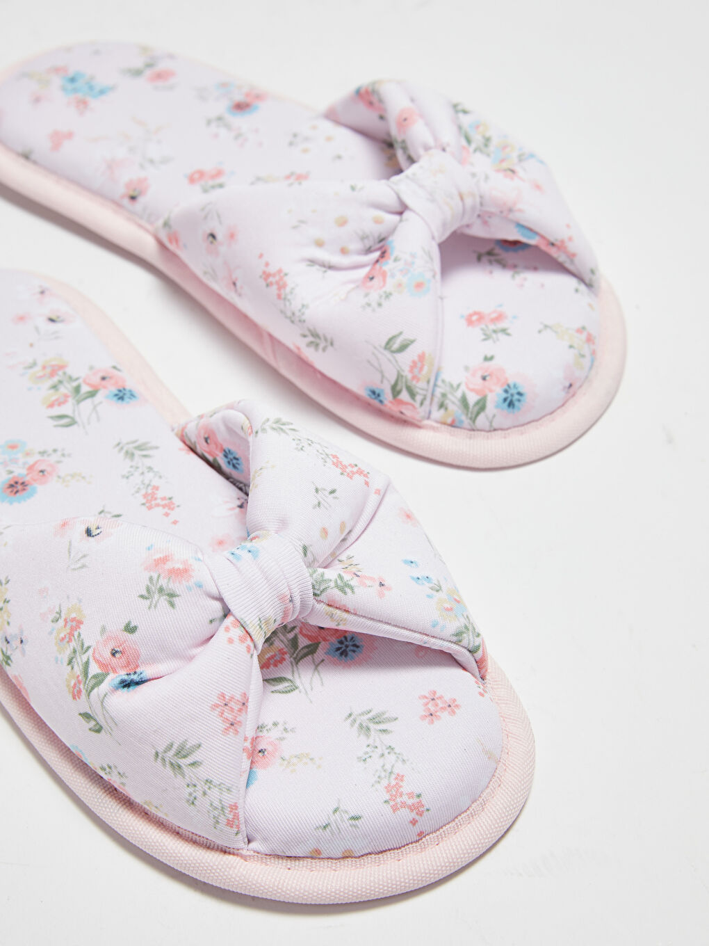 Karışık Pelüş Tek Bantlı Kadın Ev Terliği-4