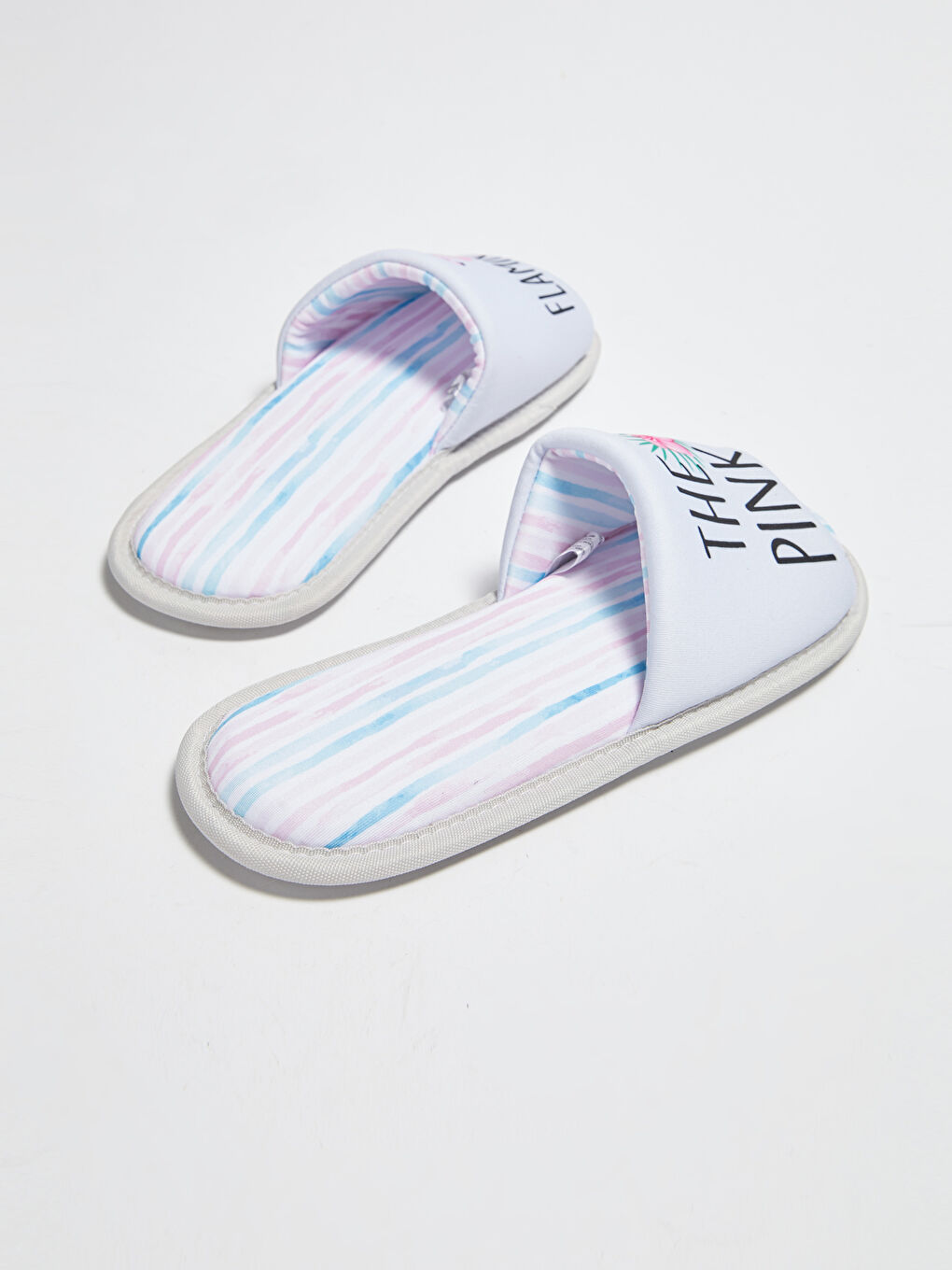 Karışık Nakışlı Kadın Ev Terliği-3