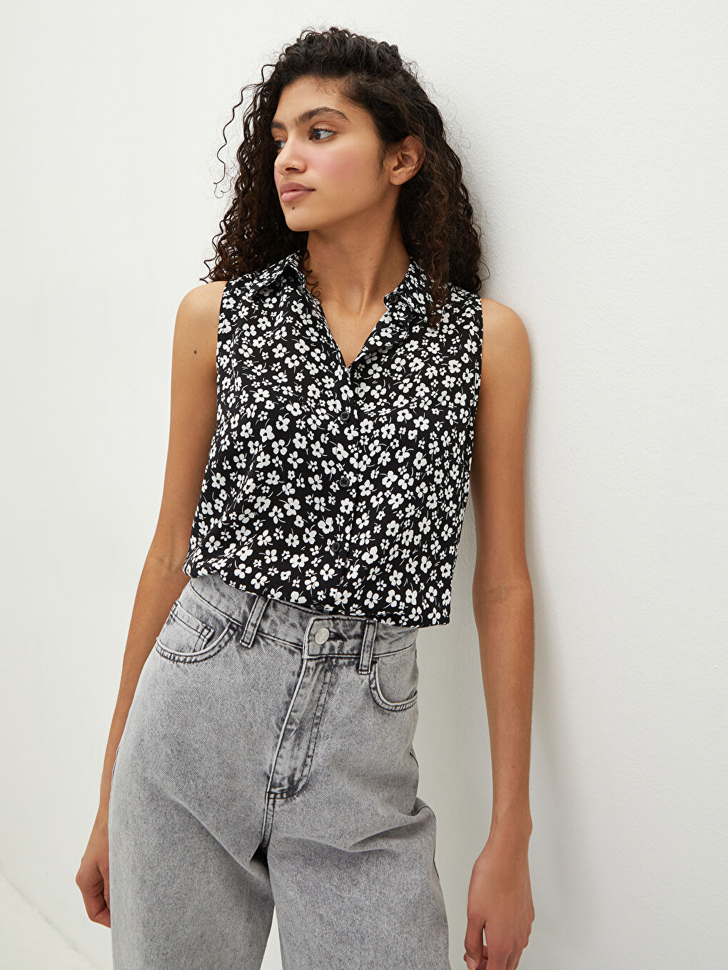 Рубашка Женская Цветочная из Вуали Без Рукавов-1