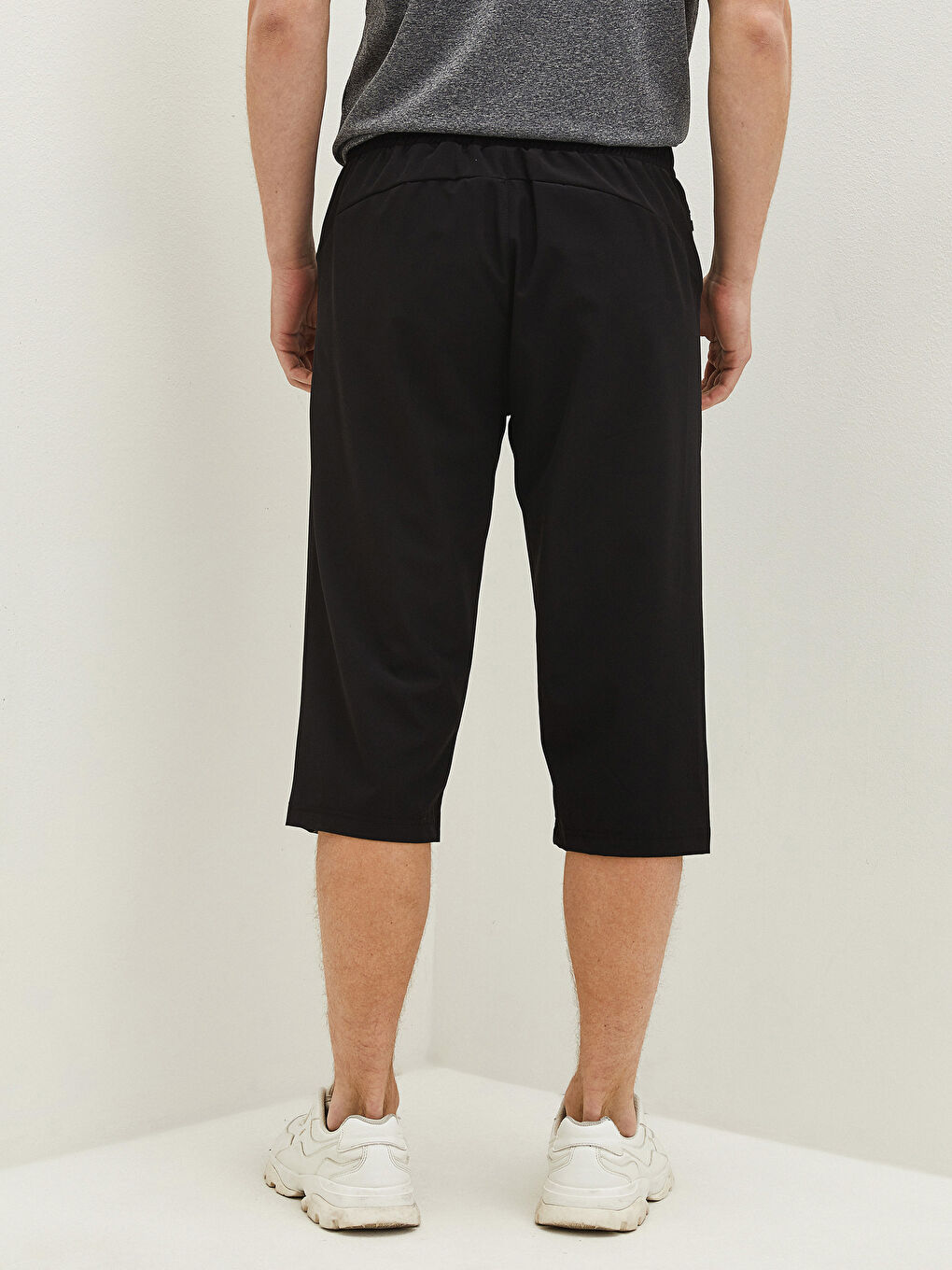 Siyah Standart Kalıp Aktif Spor Erkek Şort-2