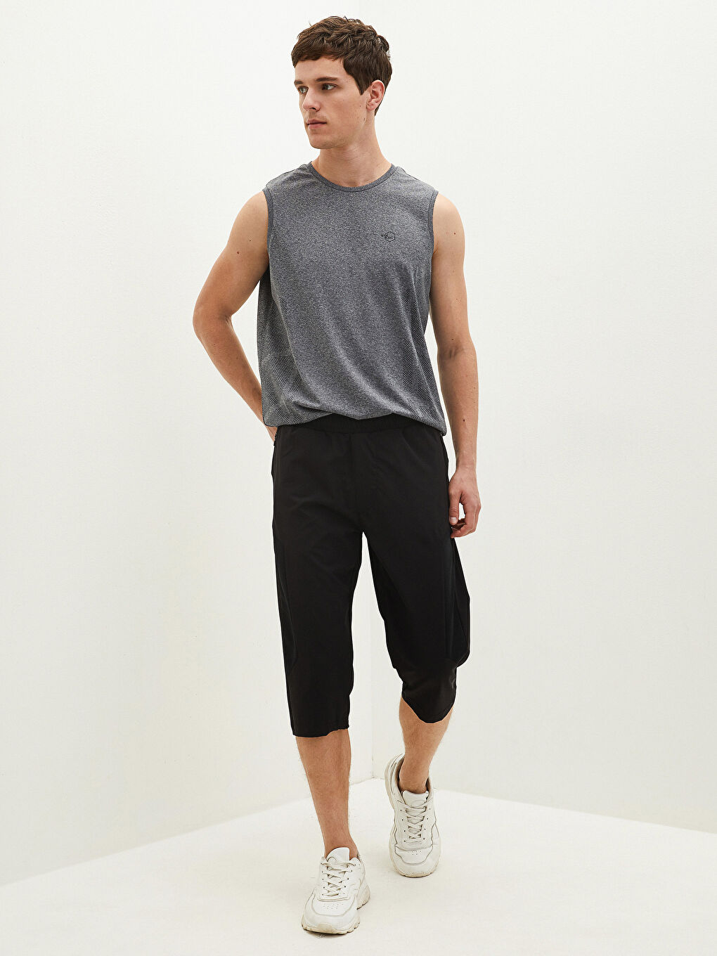 Siyah Standart Kalıp Aktif Spor Erkek Şort