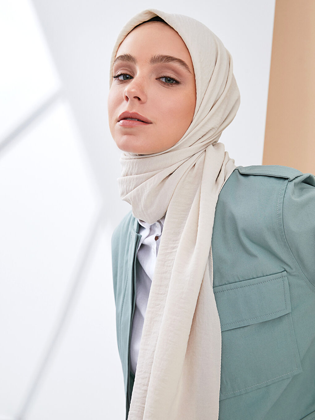 Ekru Kadın Cazz Şal-2