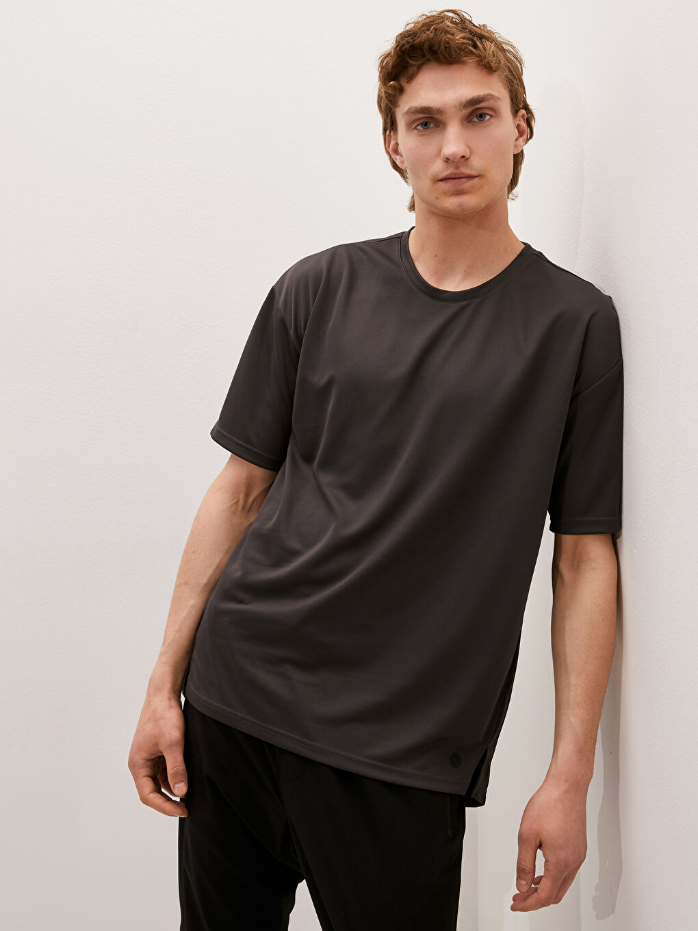 Gri Bisiklet Yaka Kısa Kollu Aktif Spor Erkek Tişört