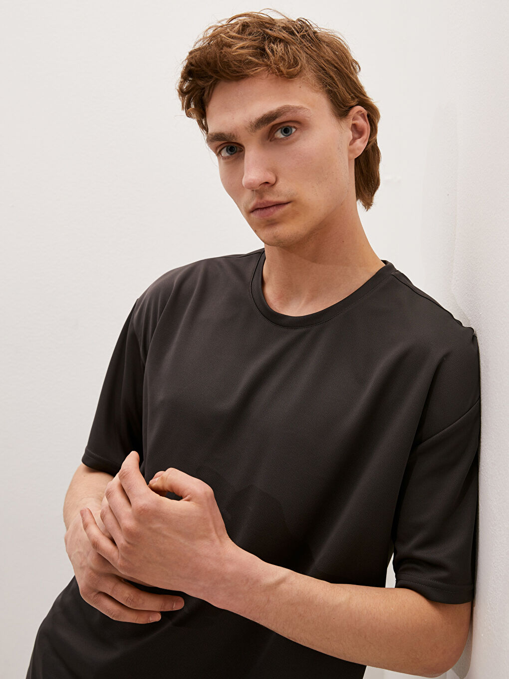 Gri Bisiklet Yaka Kısa Kollu Aktif Spor Erkek Tişört-1