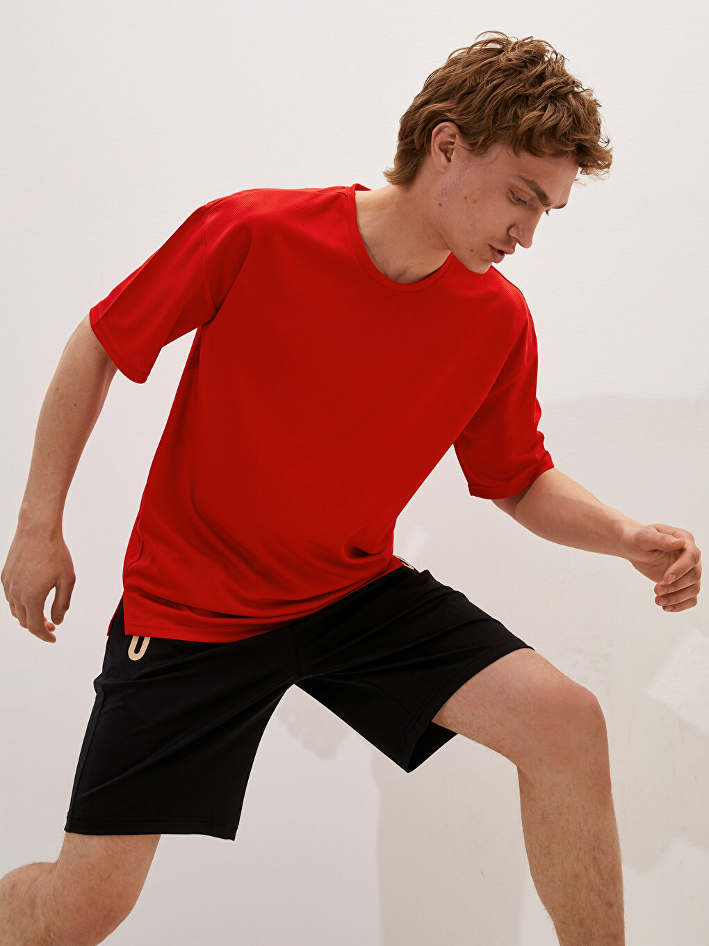 Kırmızı Bisiklet Yaka Kısa Kollu Aktif Spor Erkek Tişört-1