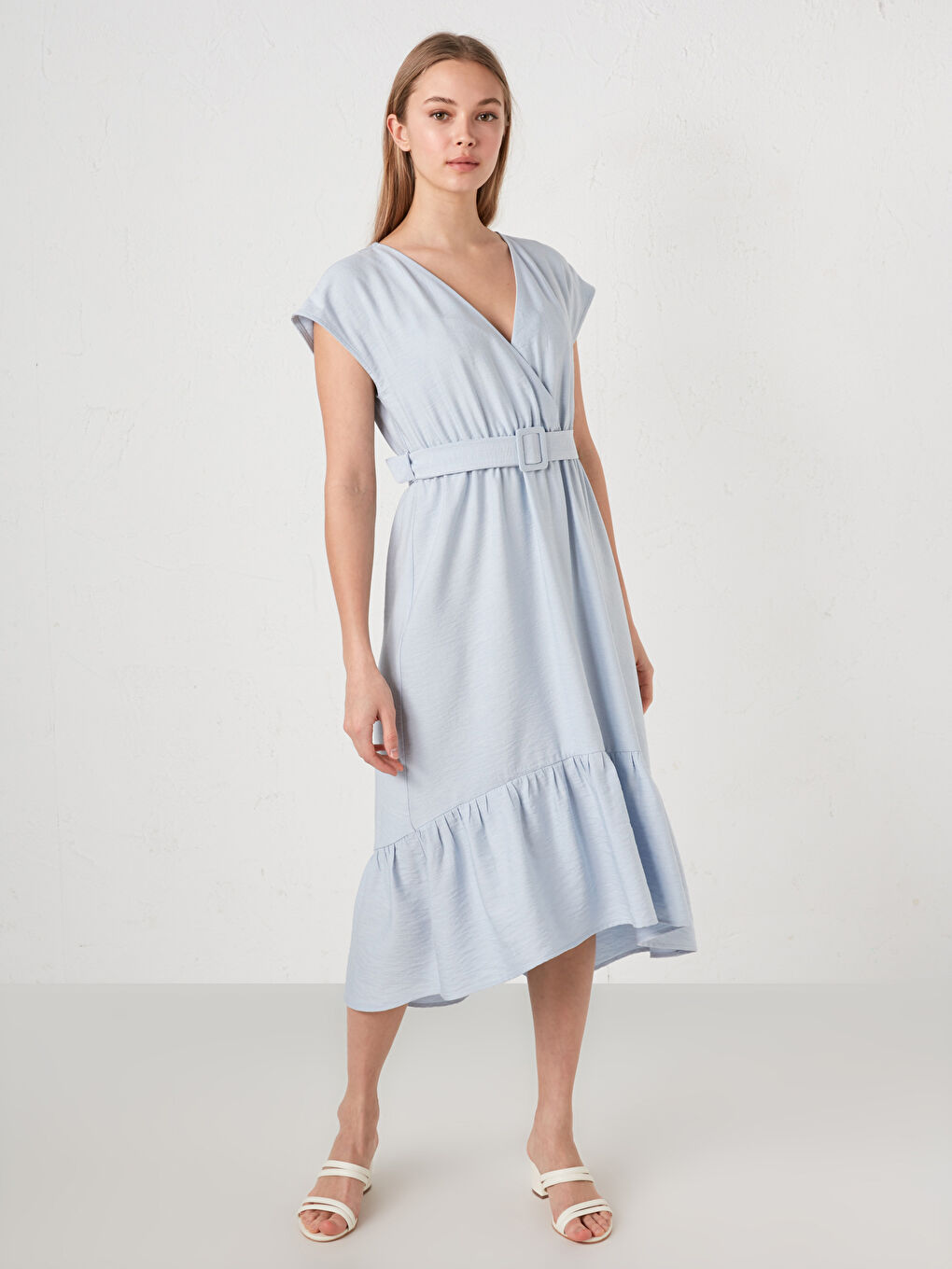 Mavi Kruvaze V Yaka Kemer Detaylı Kısa Kollu Kadın Elbise-1