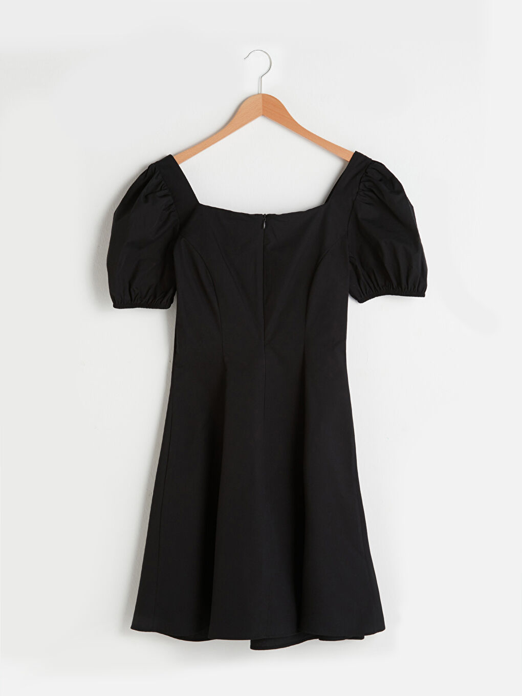 Robe Femme à Manches Courtes Droite à Col Carré en Popeline-7