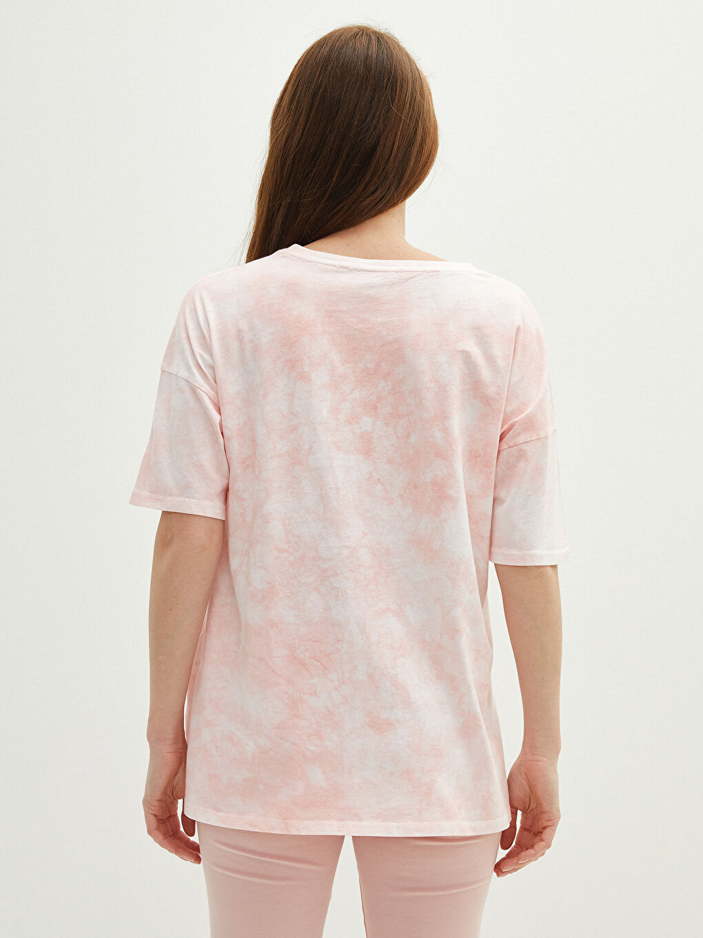 LCWAIKIKI Maternity Crew Neck Tie-Dye Patterned Short Sleeve Maternity T-Shirt -S1IK78Z8-G3K