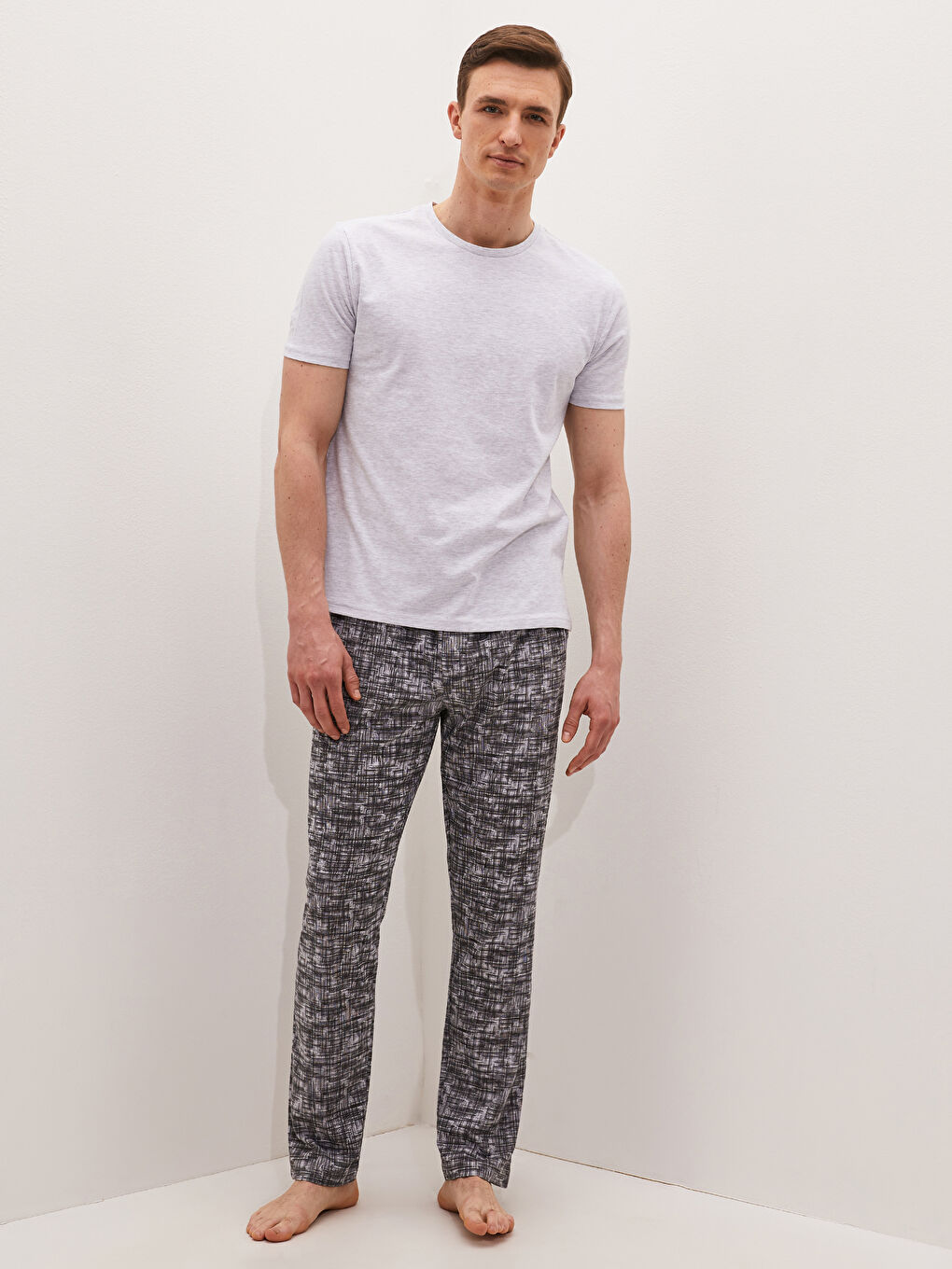 Gri Bisiklet Yaka Kısa Kollu Erkek Atlet-4