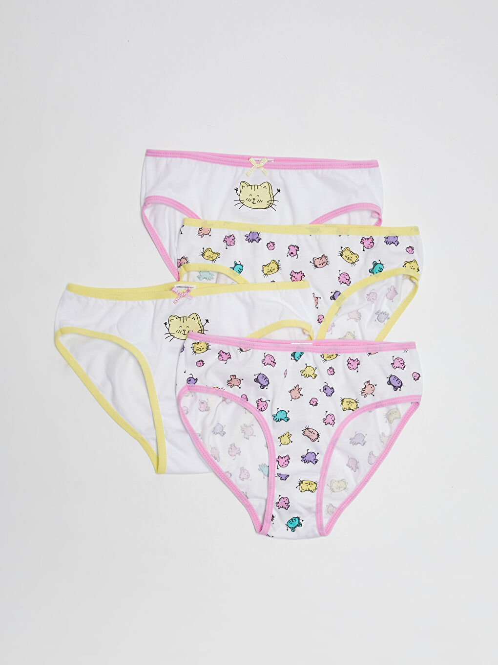 Beyaz Baskılı Pamuklu Kız Çocuk Külot 4'lü