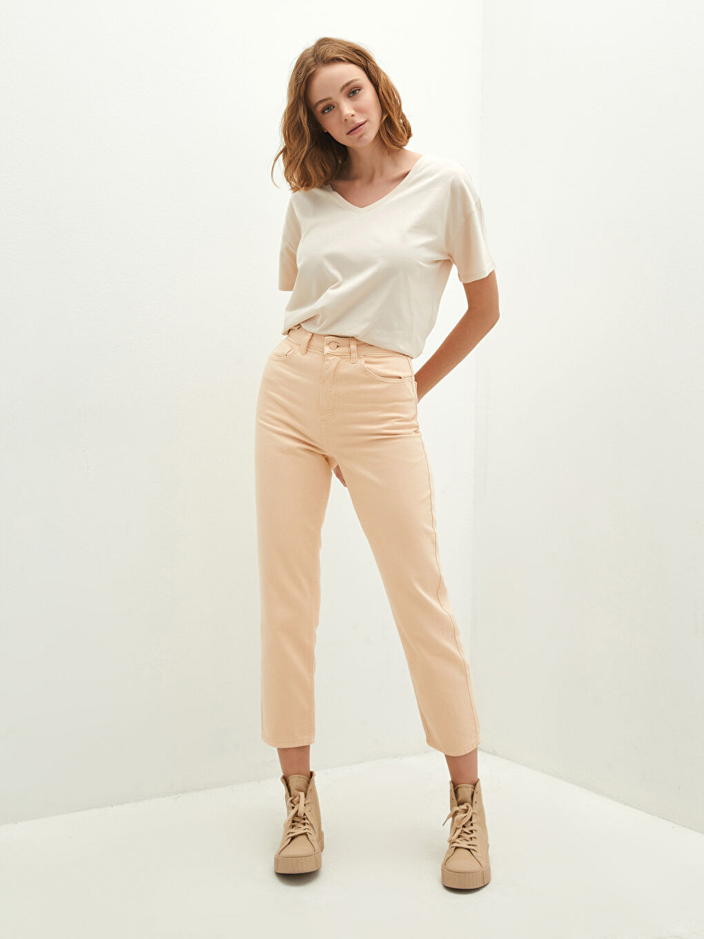 High Waisted Straight Fit Women's Jeans-2