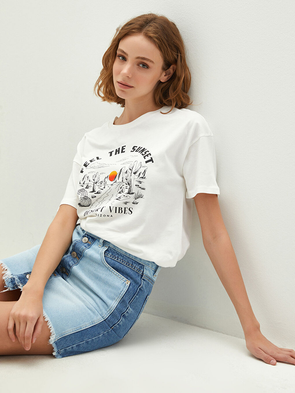 تنورة جينز روديو للسيدات بجيب ضيق وتفاصيل بلوك الألوان-2