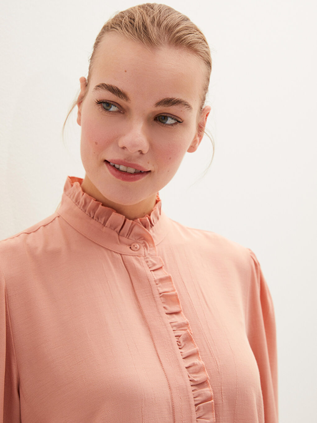 Pembe Fırfırlı Yaka Uzun Kollu Kadın Tunik-2