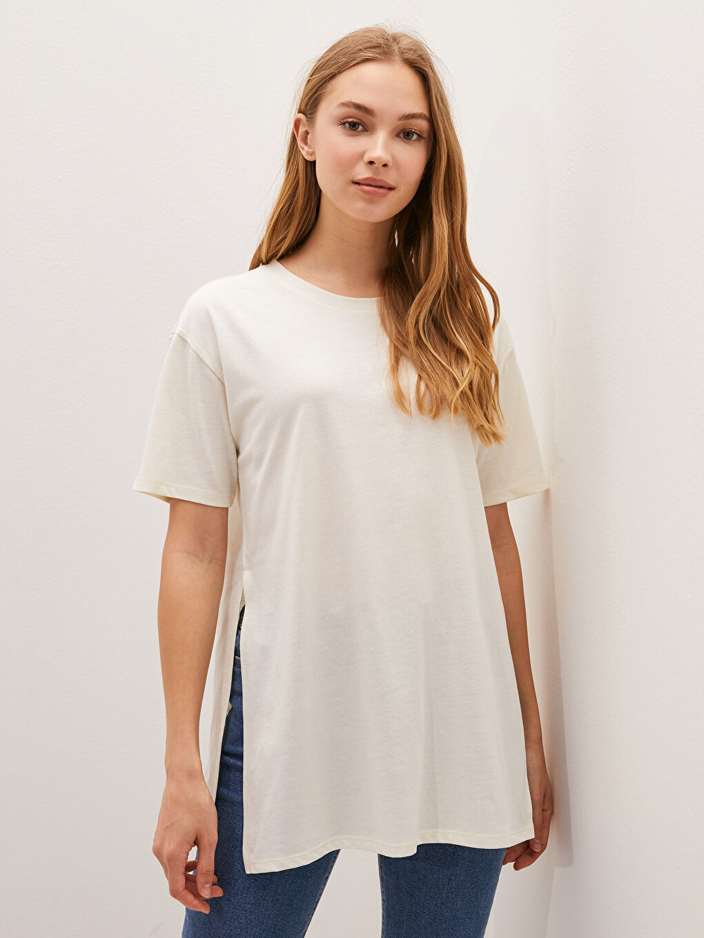 Ekru Bisiklet Yaka Düz Kısa Kollu Kadın Spor Tunik-1