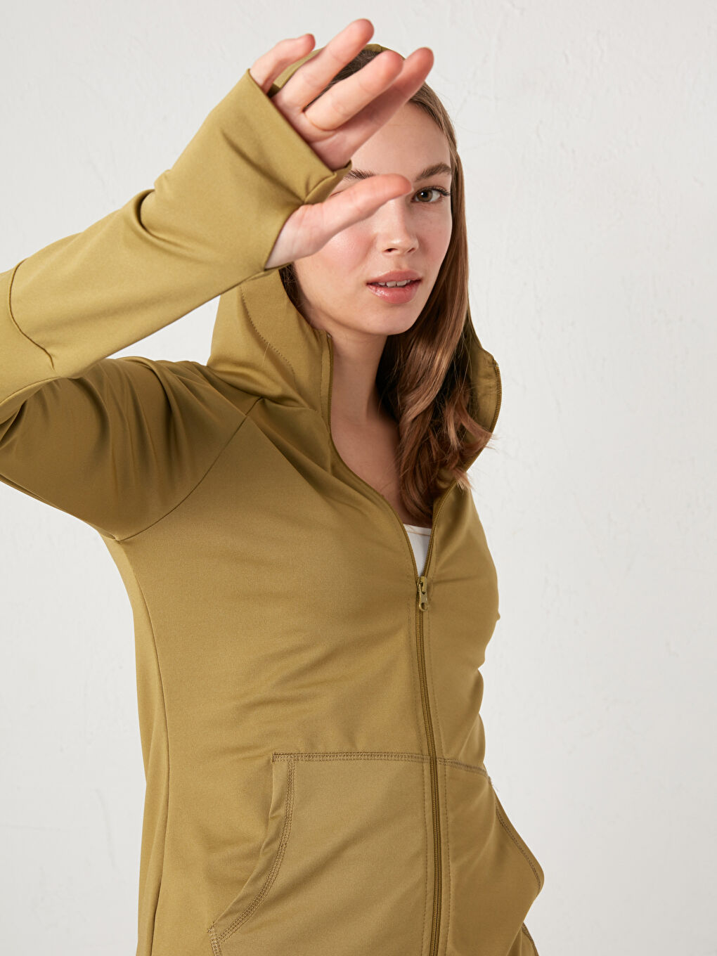 Haki Kapüşon Yaka Düz Uzun Kollu Cep Detaylı Kadın Spor Hırka-2
