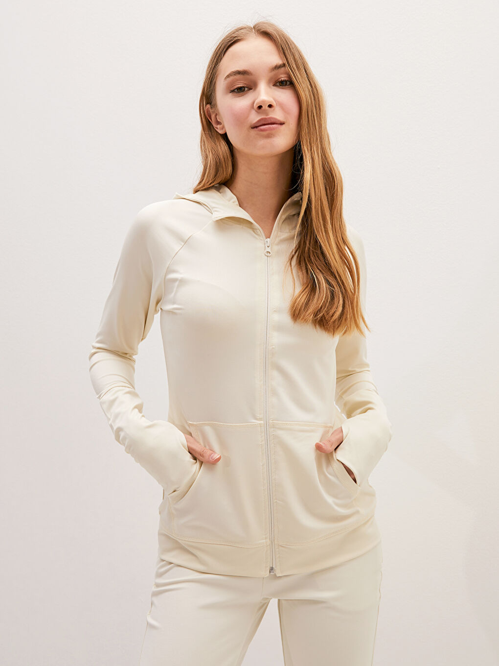 Bej Kapüşon Yaka Düz Uzun Kollu Cep Detaylı Kadın Spor Hırka-2