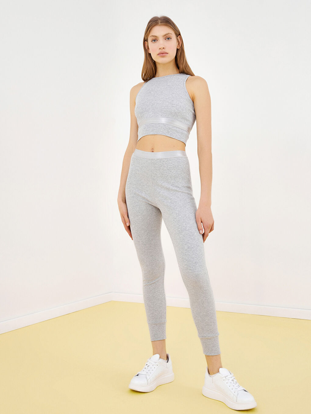 Leggings Unis à Taille Élastiquée pour Femmes-1