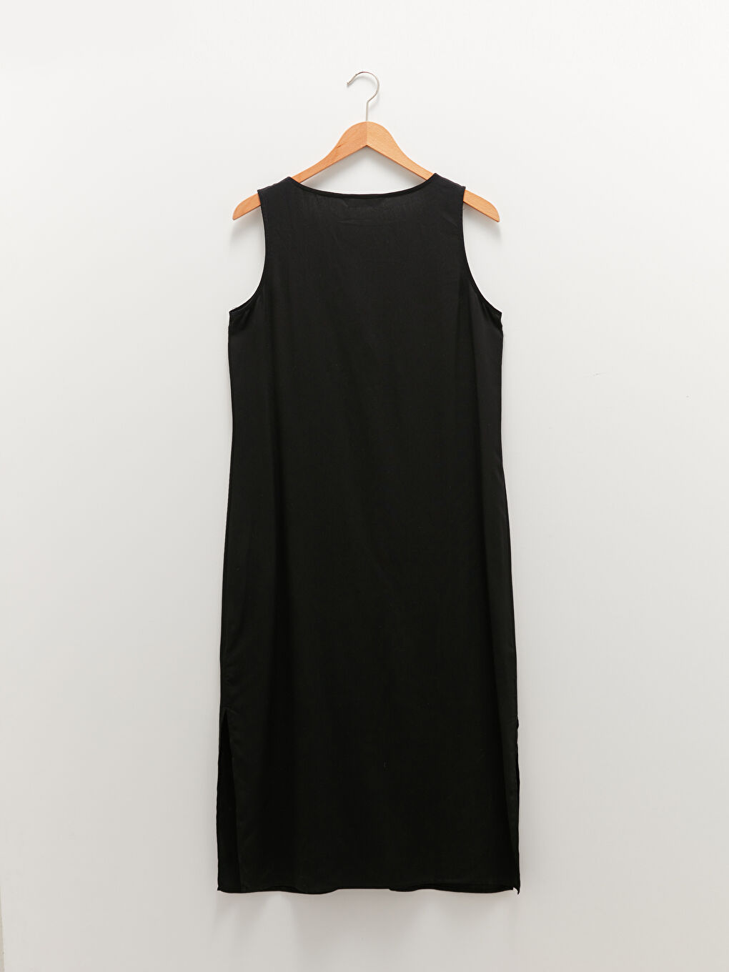 LCW Vision Robe Pour Femmes En Viscose À Encolure En V Droite Sans Manches Et Boutonnée Sur Le Devant -S1IR55Z8-CVL