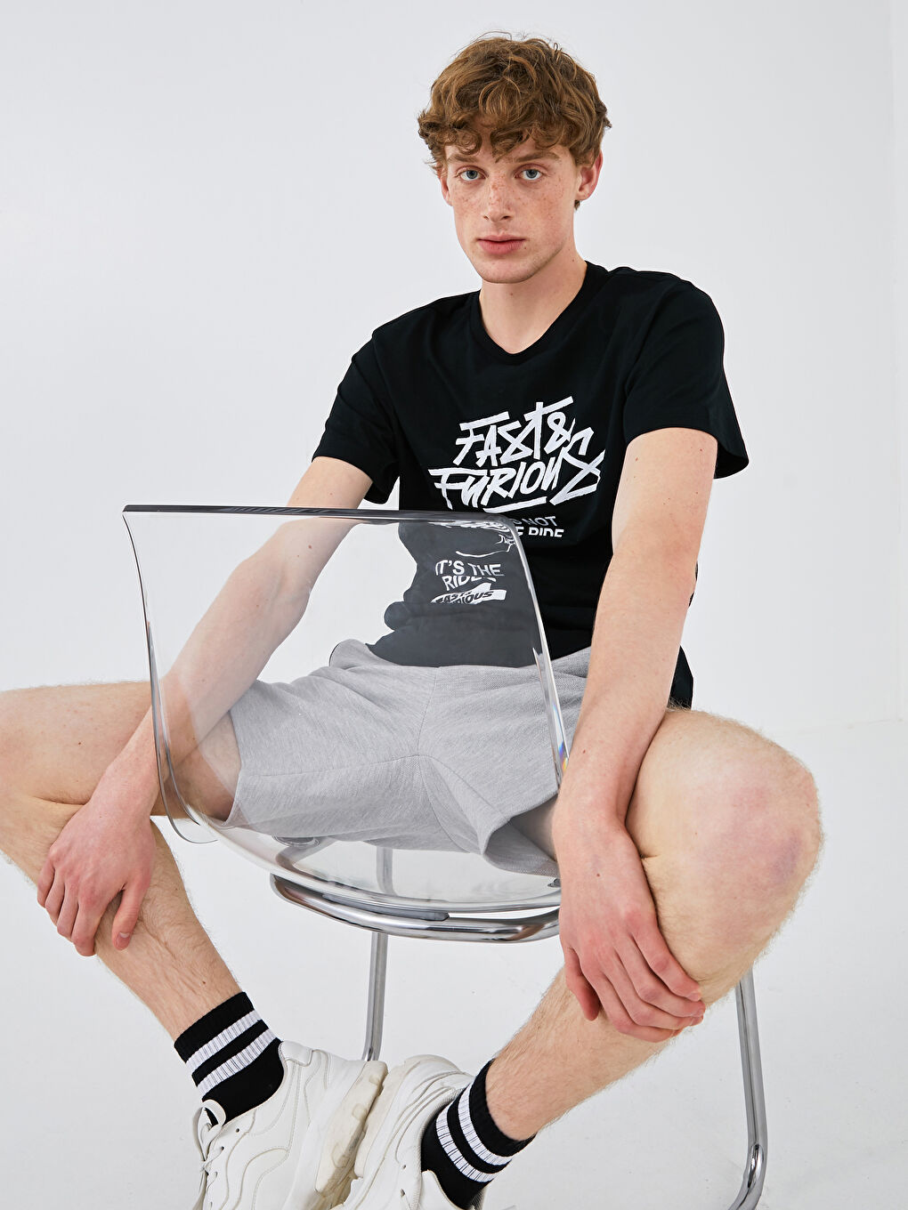 Siyah Bisiklet Yaka Kısa Kollu Baskılı Penye Erkek Tişört-2