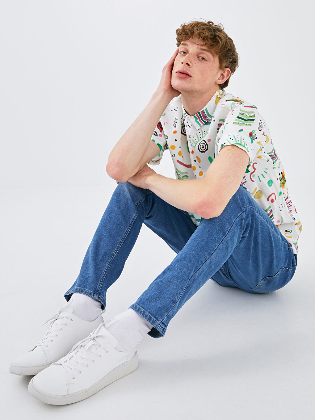 Beyaz Regular Fit Kısa Kollu Desenli Erkek Gömlek-3