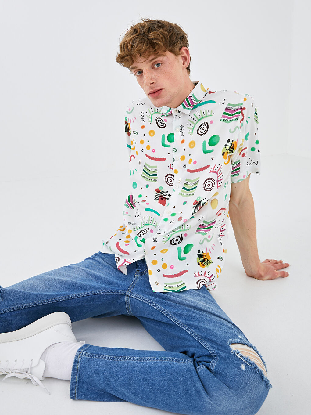 Beyaz Regular Fit Kısa Kollu Desenli Erkek Gömlek