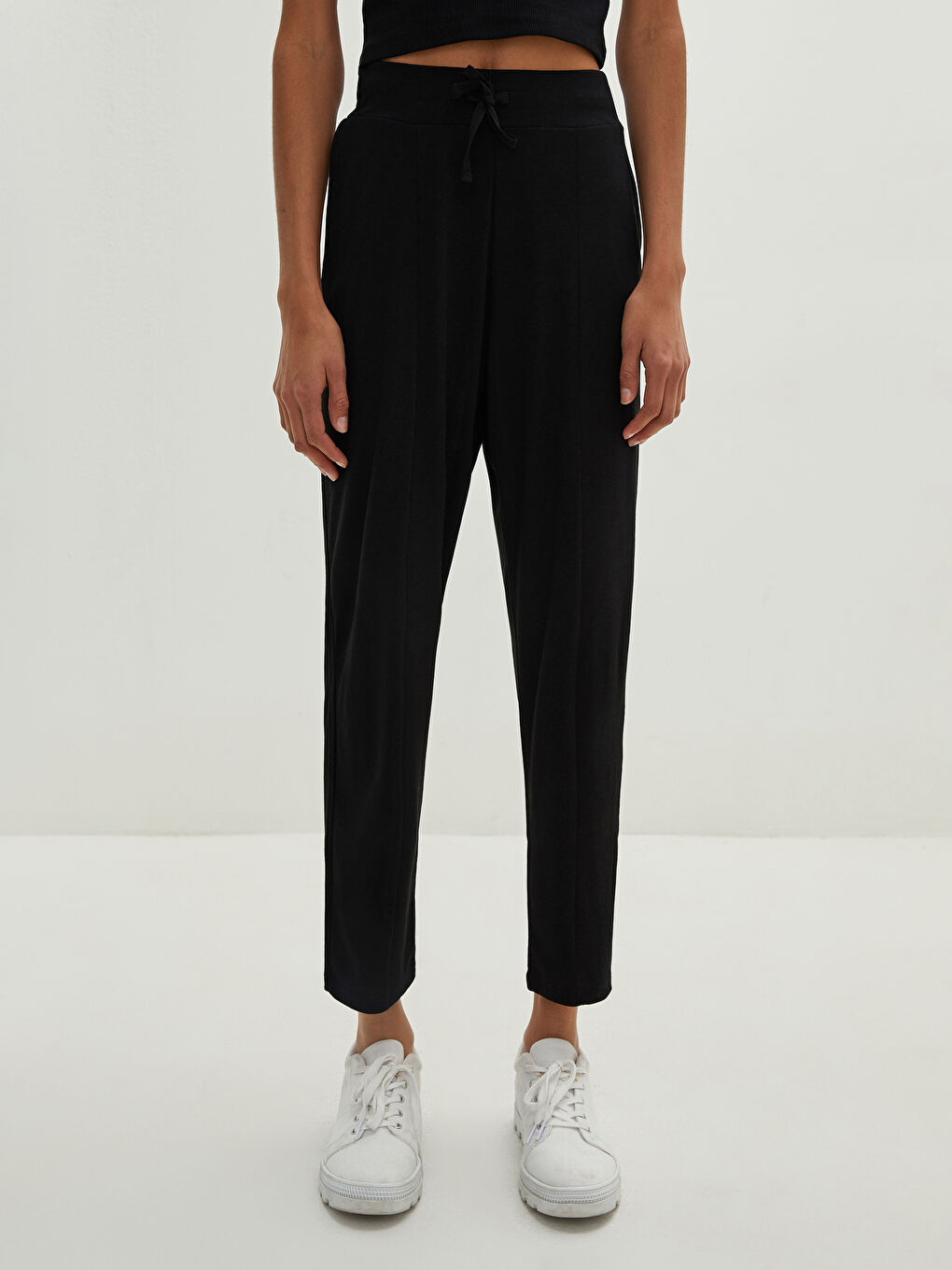 Elastic Waist Regular Pocket Detailed Women's Sweatpants-2