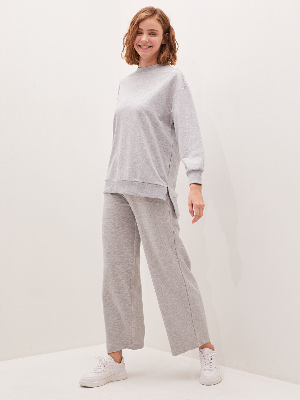 Gri Bisiklet Yaka Düz Uzun Kollu Kadın Sweatshirt Tunik-2