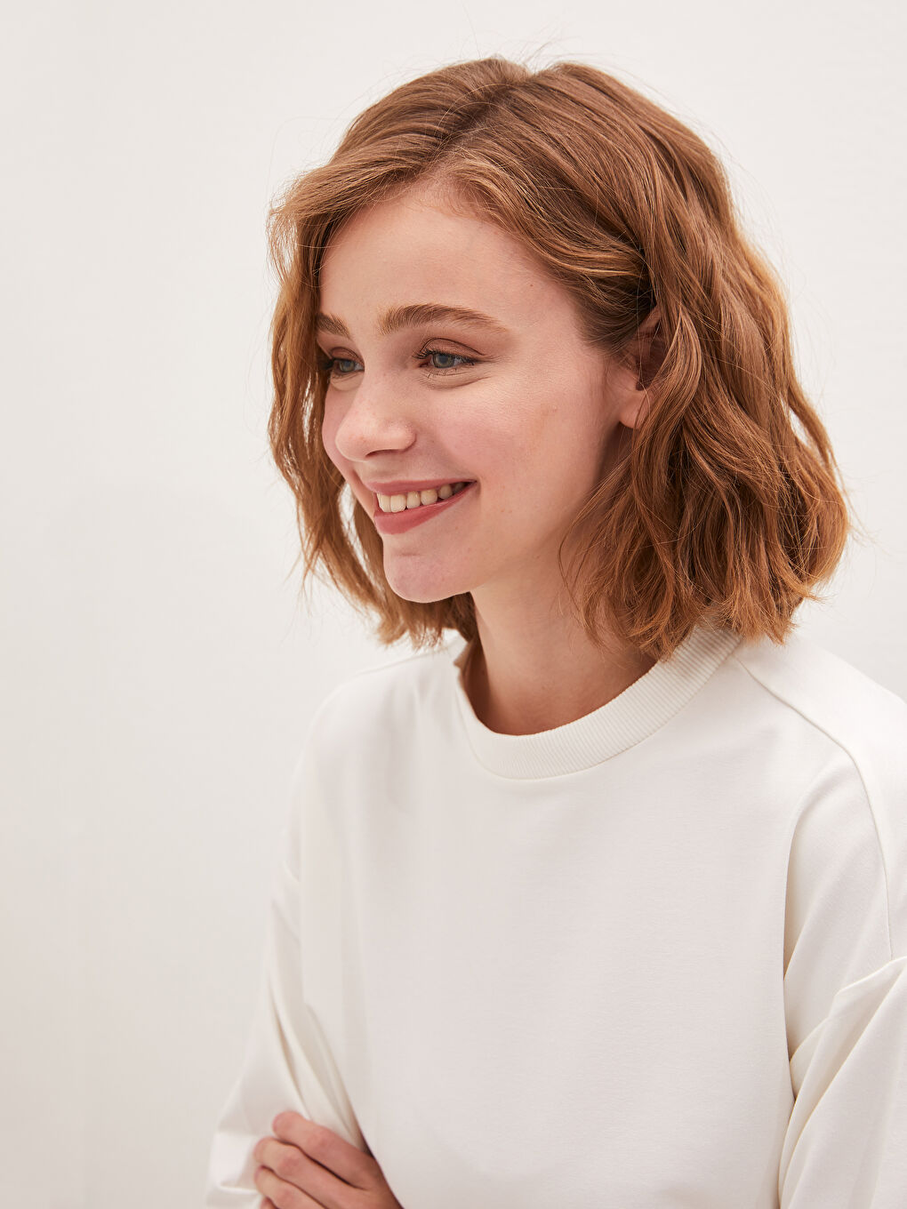 Ekru Bisiklet Yaka Düz Uzun Kollu Kadın Sweatshirt Tunik-1