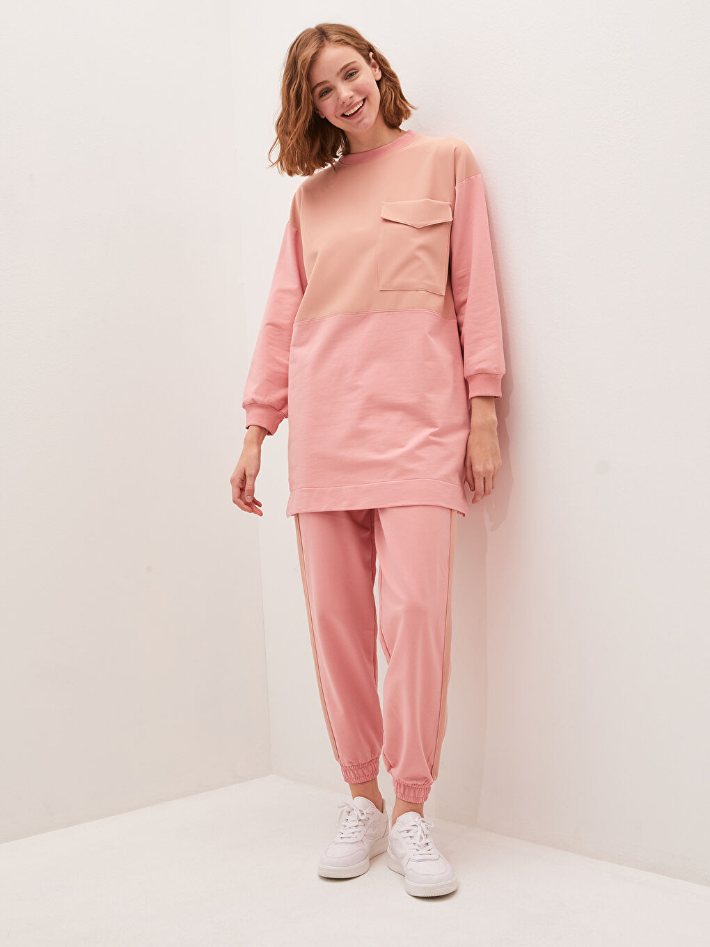 Pembe Beli Lastikli Şerit Detaylı Eşofman Altı-3