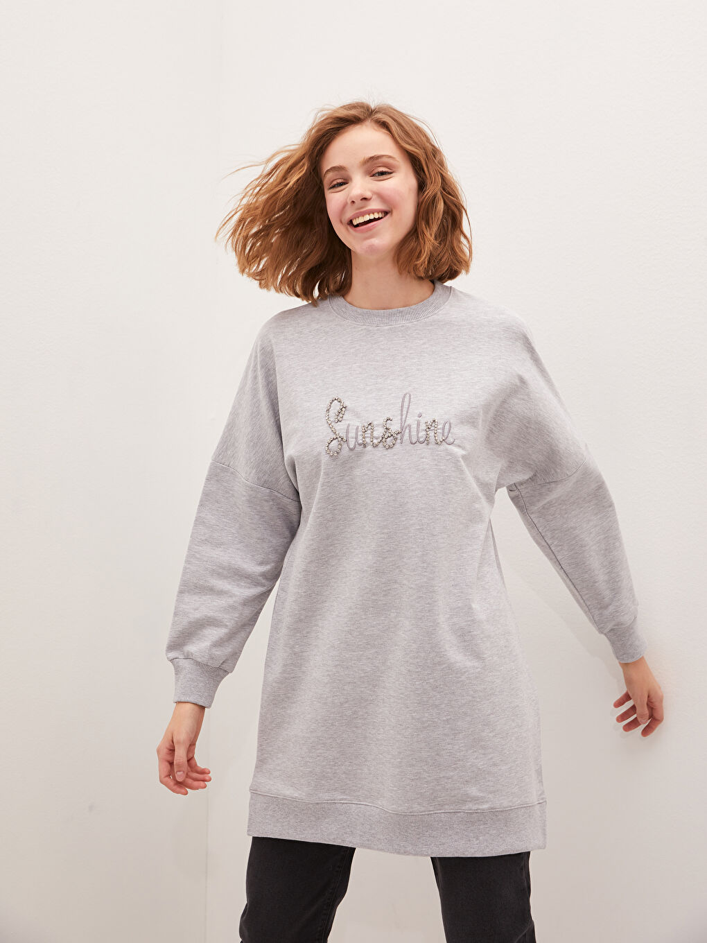 Gri Bisiklet Yaka Nakışlı Uzun Kollu Kadın Sweatshirt Tunik-4