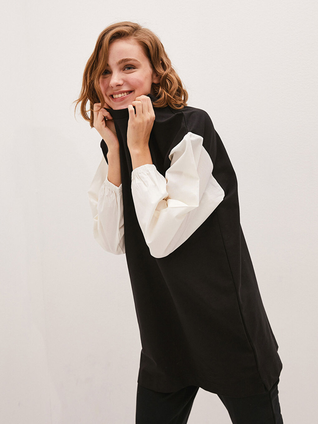 Siyah Bisiklet Yaka Slogan Baskılı Uzun Kollu Kadın Sweatshirt Tunik