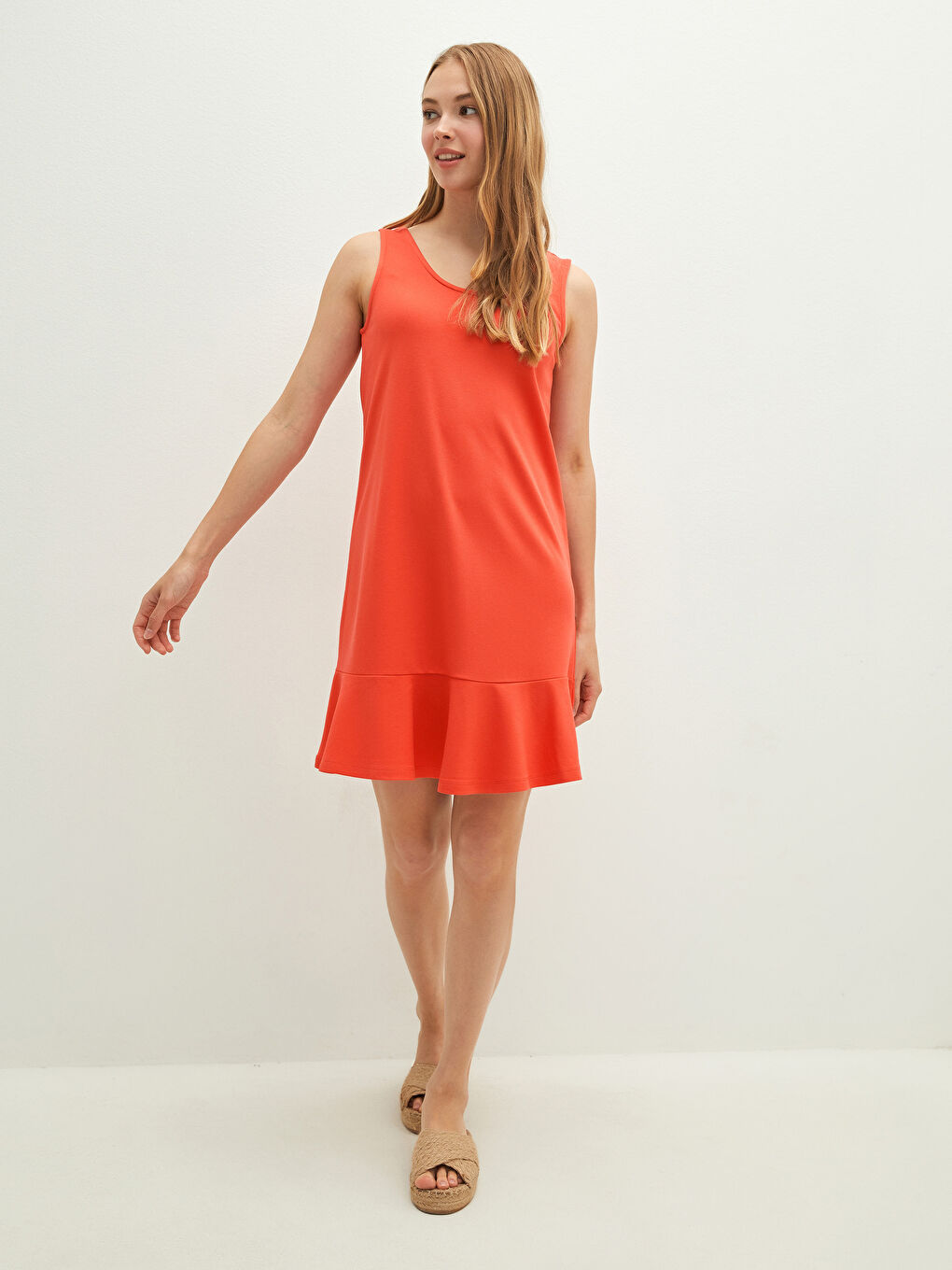 Mercan U Yaka Düz Kolsuz A Kesim Kadın Elbise-3