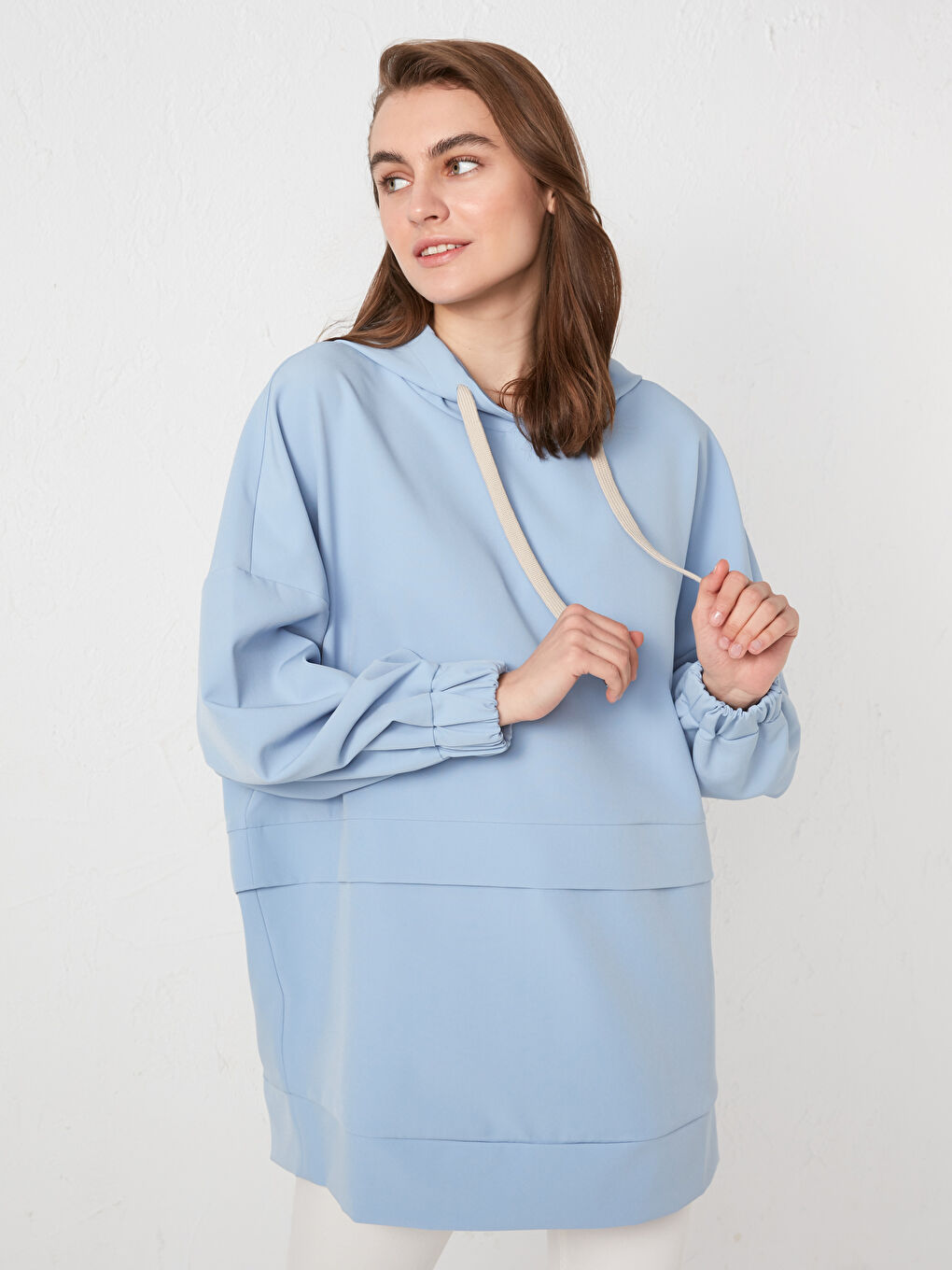 Mavi Kapüşon Yaka Düz Uzun Kollu Kadın Tunik-5