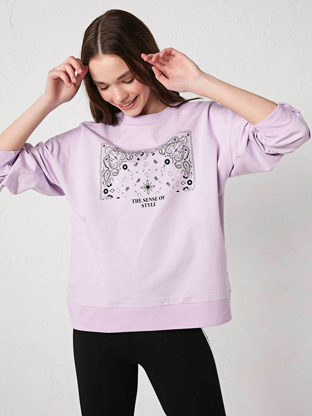 Crew Neck Printed Long Sleeve Women's Sweatshirt-3