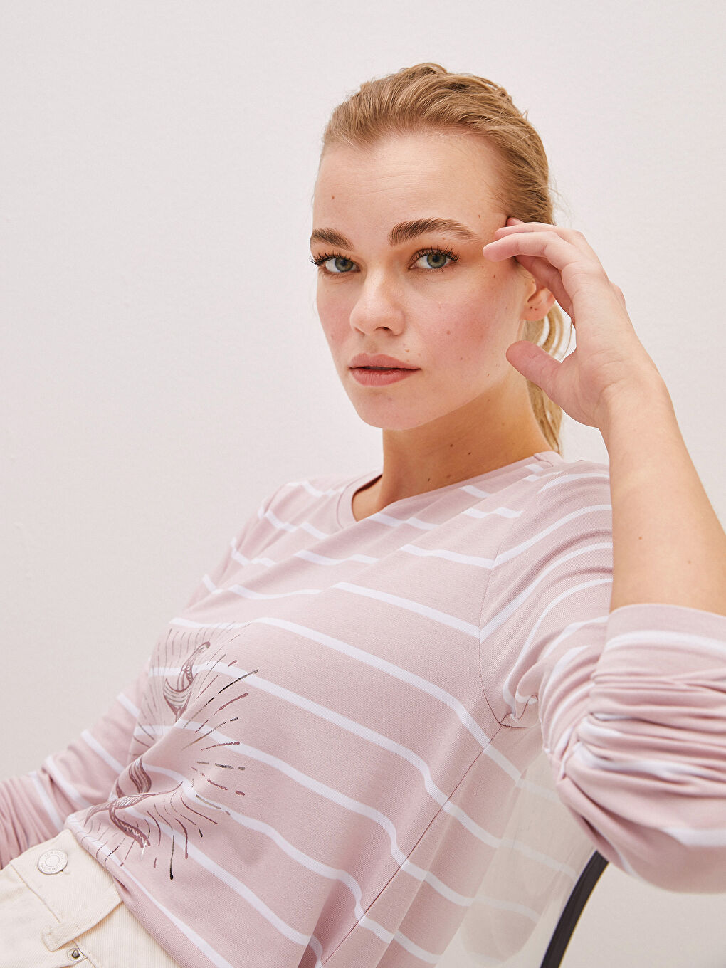 Crew Neck Printed Long Sleeve Women's T-Shirt-2