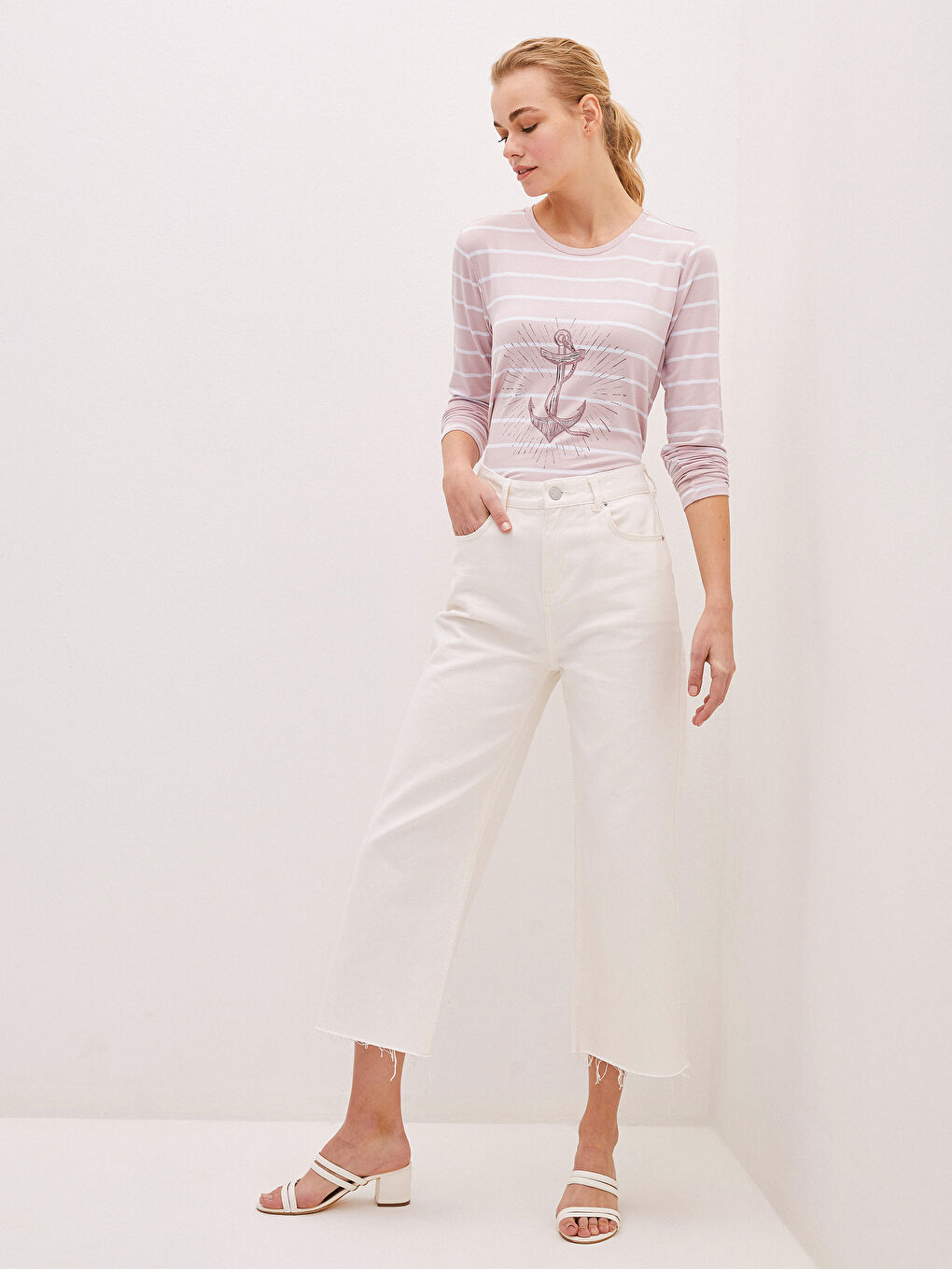 Crew Neck Printed Long Sleeve Women's T-Shirt-3