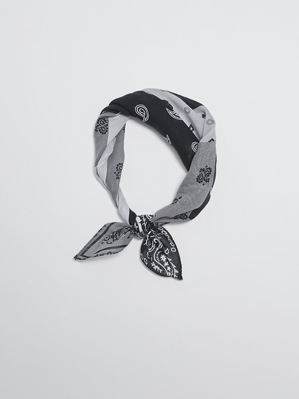 Siyah Desenli Erkek Bandana-1