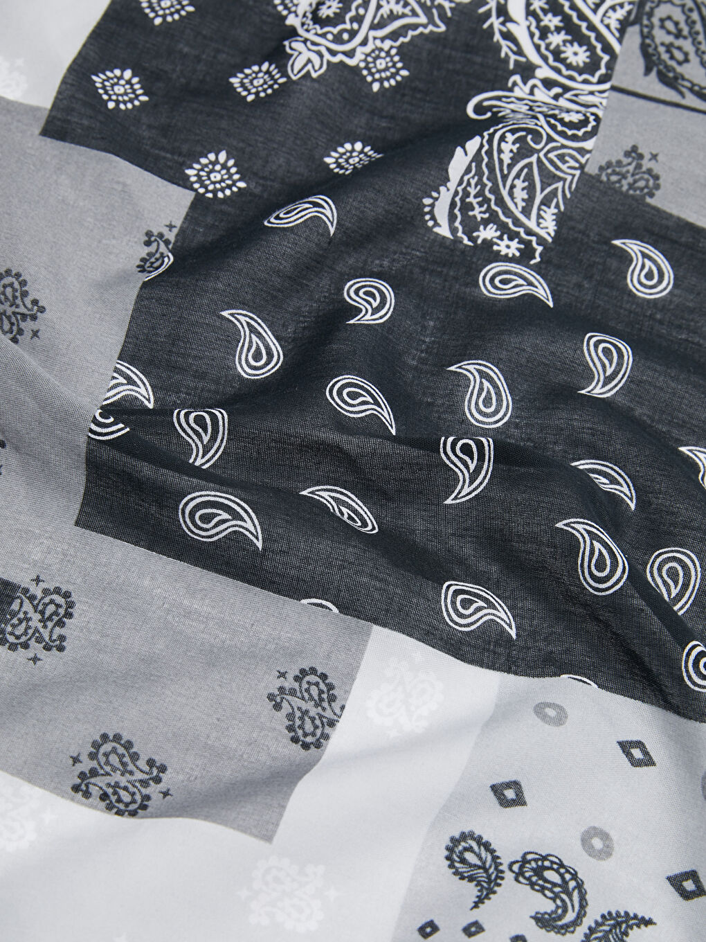 Siyah Desenli Erkek Bandana-2