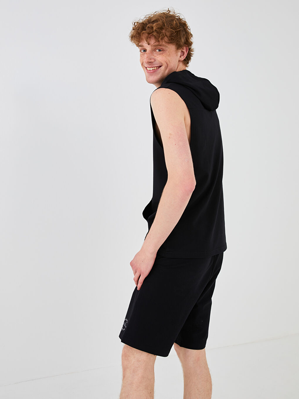 XSIDE ACTIVE Siyah Kapüşonlu Baskılı Erkek Aktif Spor Tişört - 5