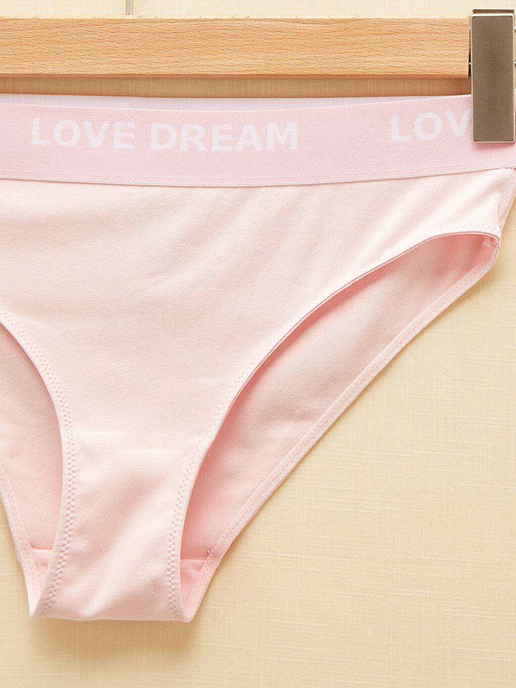 LCW DREAM Slogan Printed Cotton Panties Dyed with Natural Dye -S1J101Z8-J3N