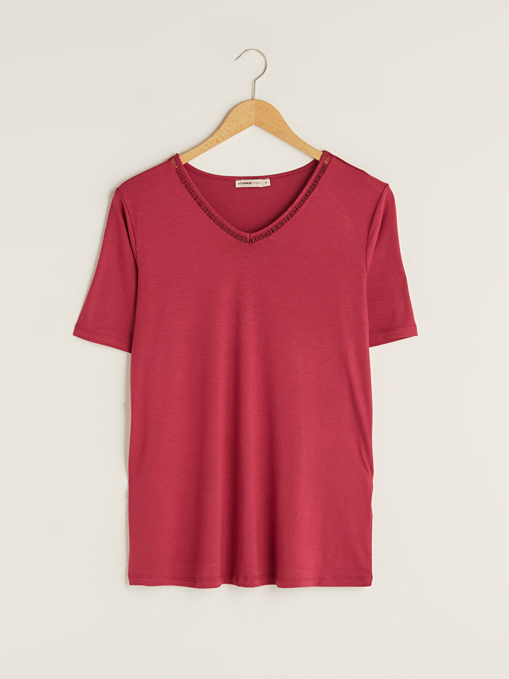 Bordo V Yaka Nakış Detaylı Kısa Kollu Kadın Bluz-6