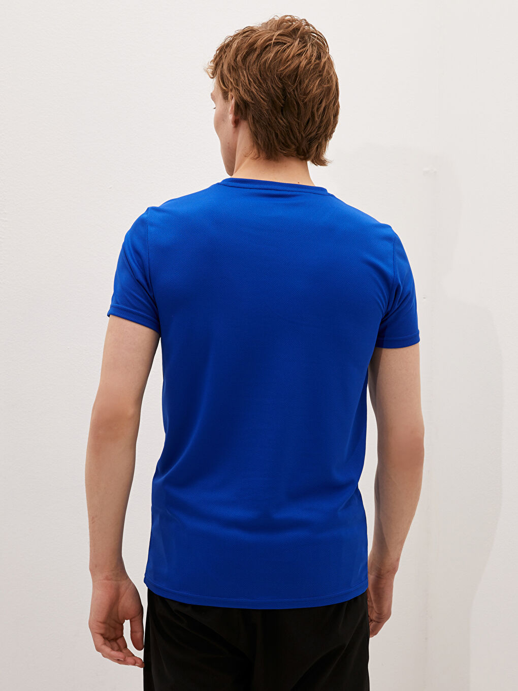 T-shirt de sport actif à manches courtes et col rond pour hommes-3