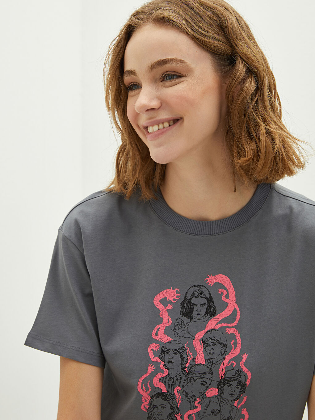 Crew Neck Stranger Things Printed Short Sleeve Women's T-Shirt-5