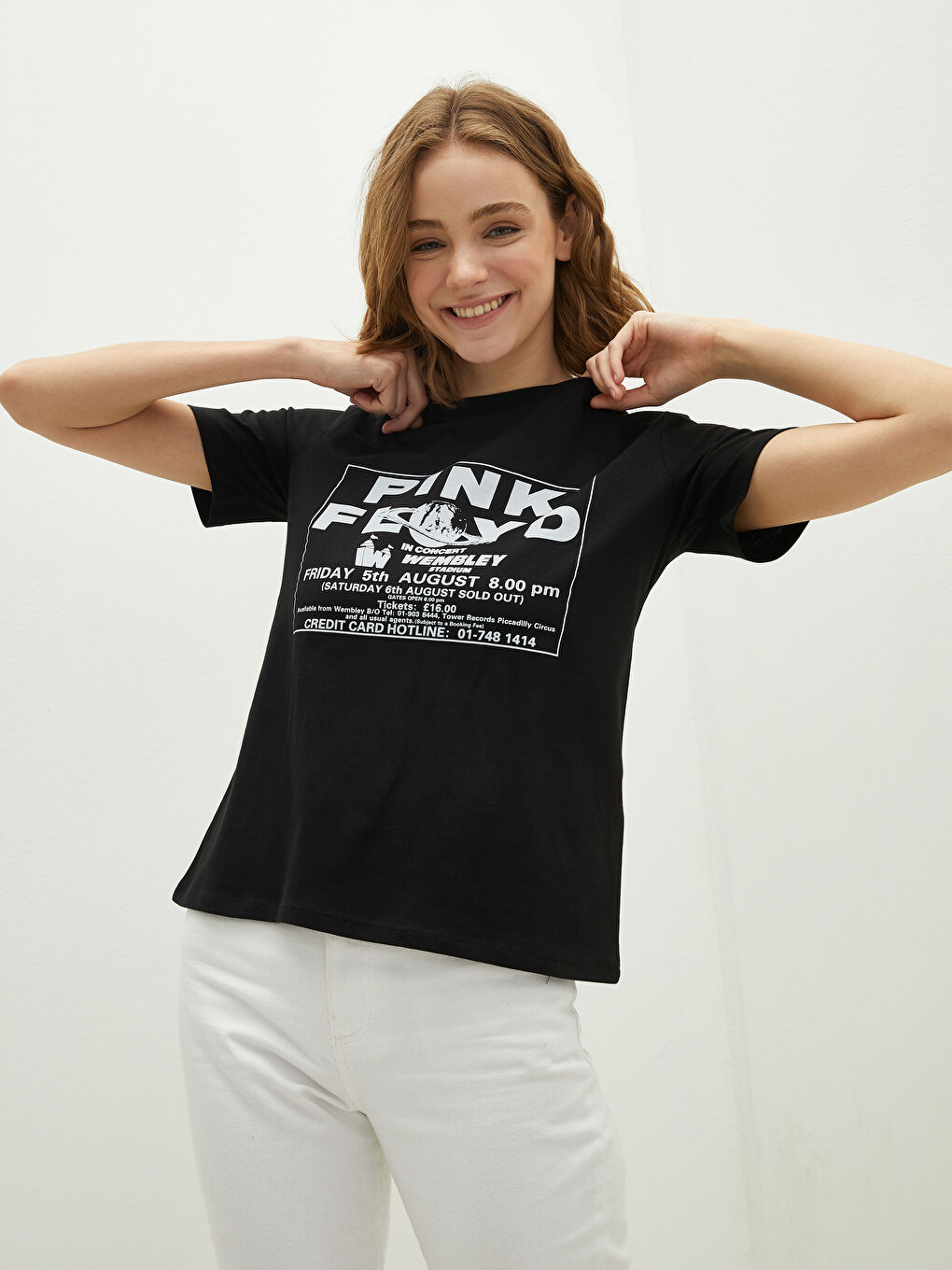 LCW Vision Crew Neck Pink Floyd Printed Short Sleeve Cotton Women's T-Shirt -S1J617Z8-HFF
