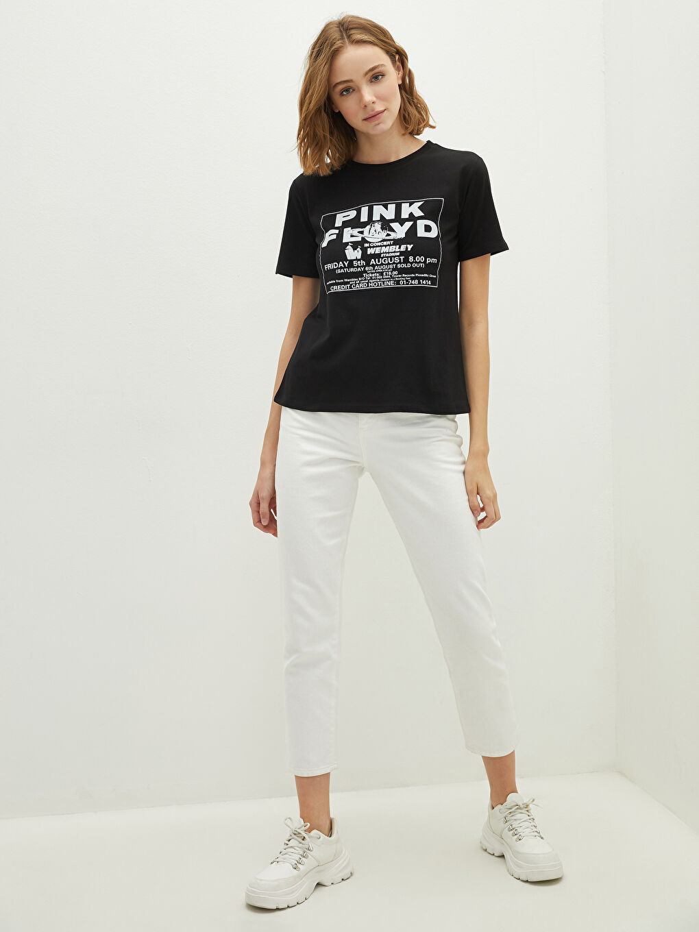 LCW Vision Crew Neck Pink Floyd Printed Short Sleeve Cotton Women's T-Shirt -S1J617Z8-HFF