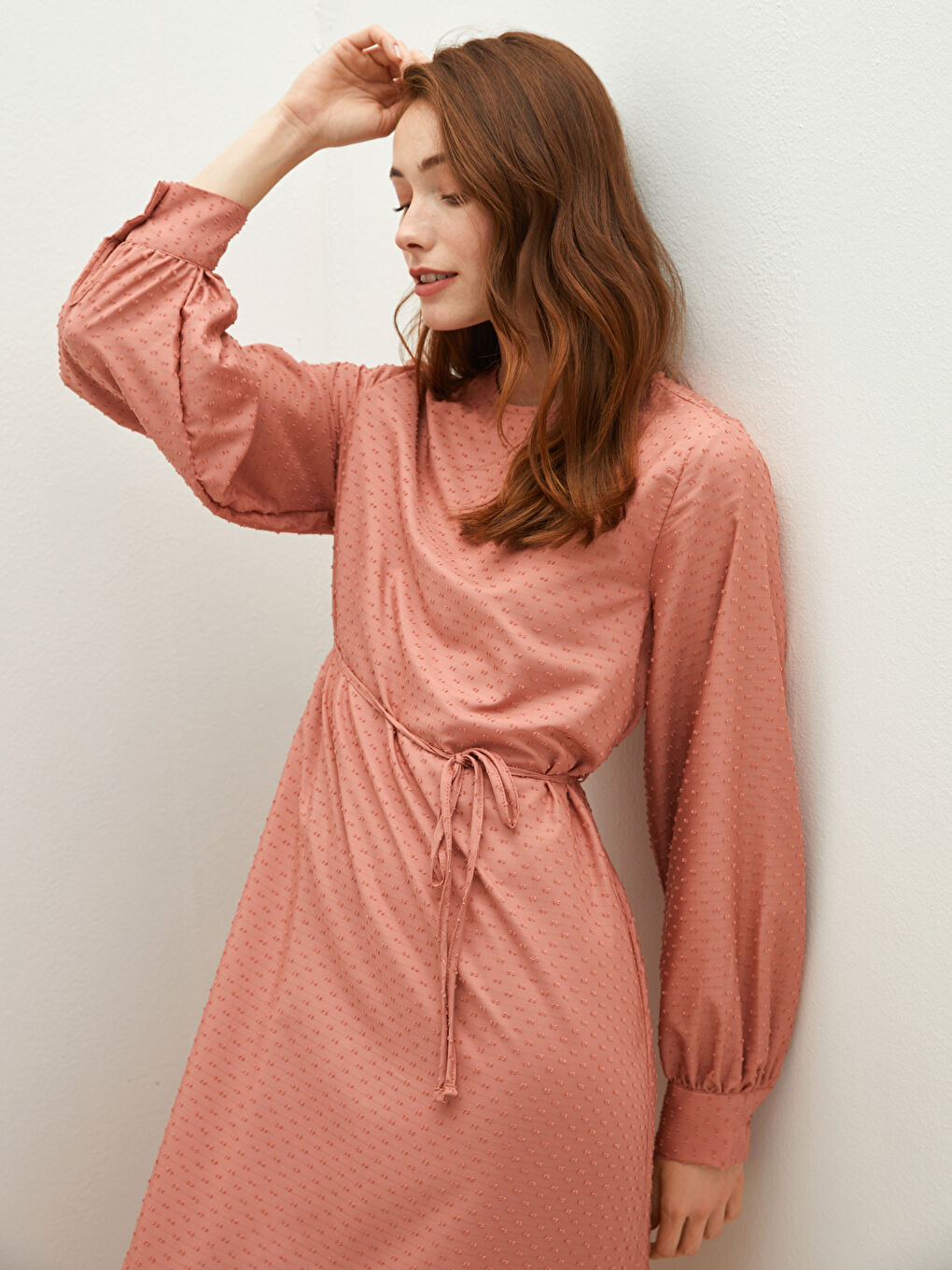 Pembe Bisiklet Yaka Desenli Uzun Kollu Kadın Şifon Elbise-4