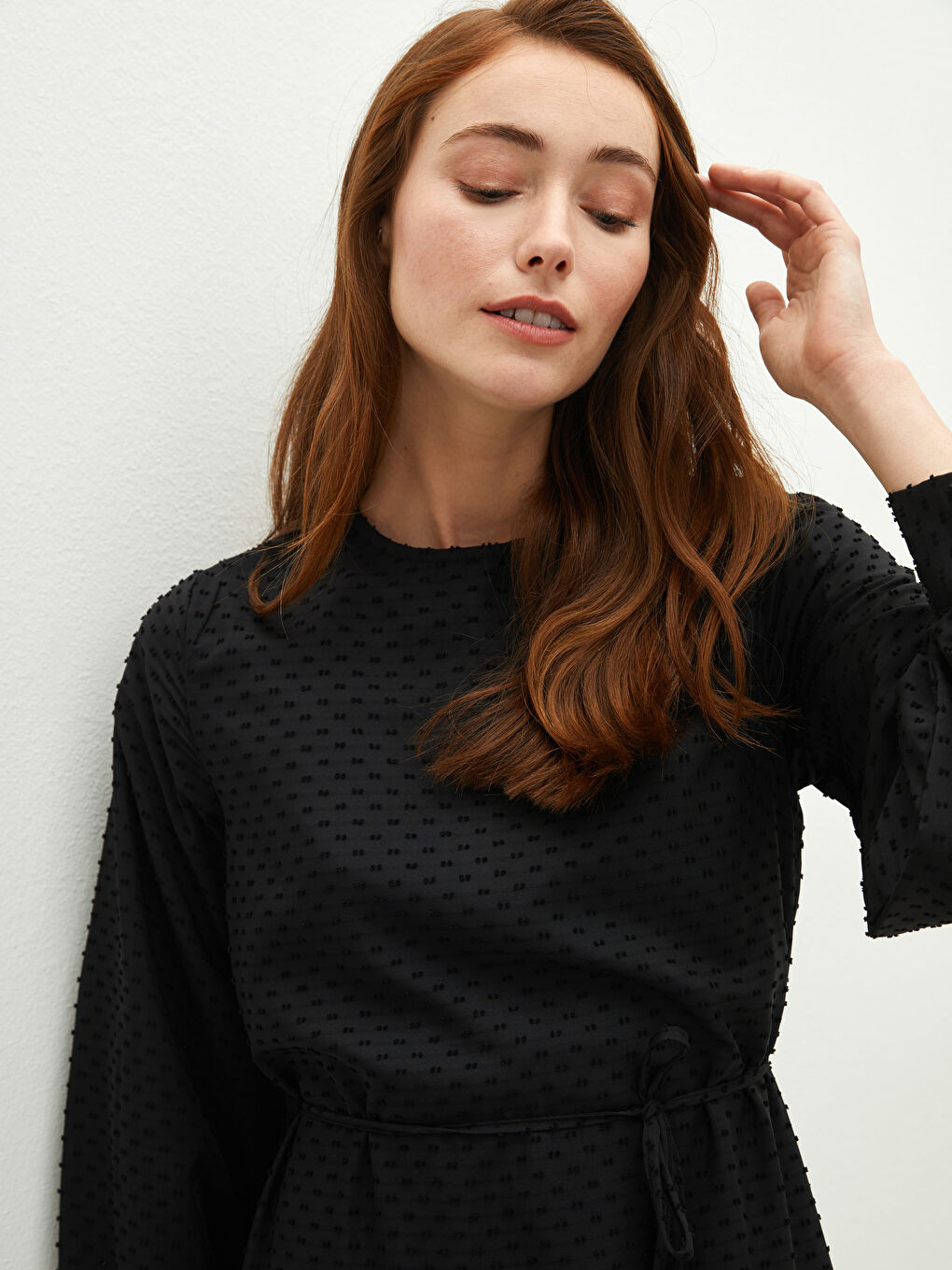 Siyah Bisiklet Yaka Desenli Uzun Kollu Kadın Şifon Elbise-3