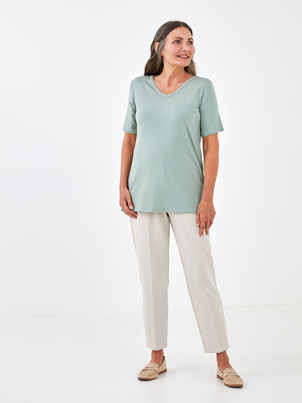 V-Neck Plain Short Sleeve Women's Blouse-3