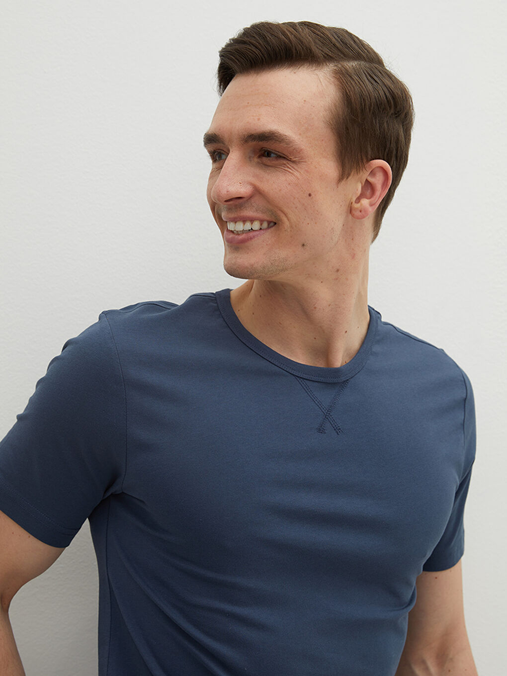 İndigo Bisiklet Yaka Kısa Kollu Basic Penye Erkek Tişört-3