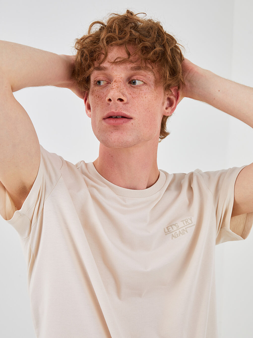 Bisiklet Yaka Kısa Kollu Baskılı Penye Erkek Tişört-1